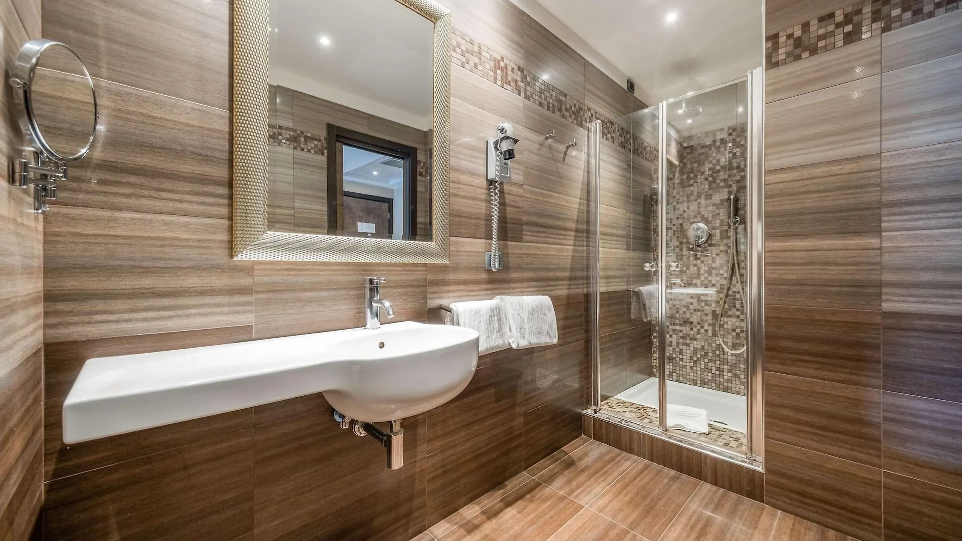 Comfort Hotel Fiumicino Airport