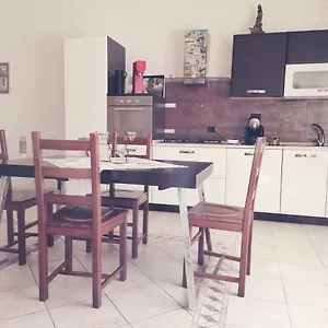Deluxe House Of Loto's Apartment